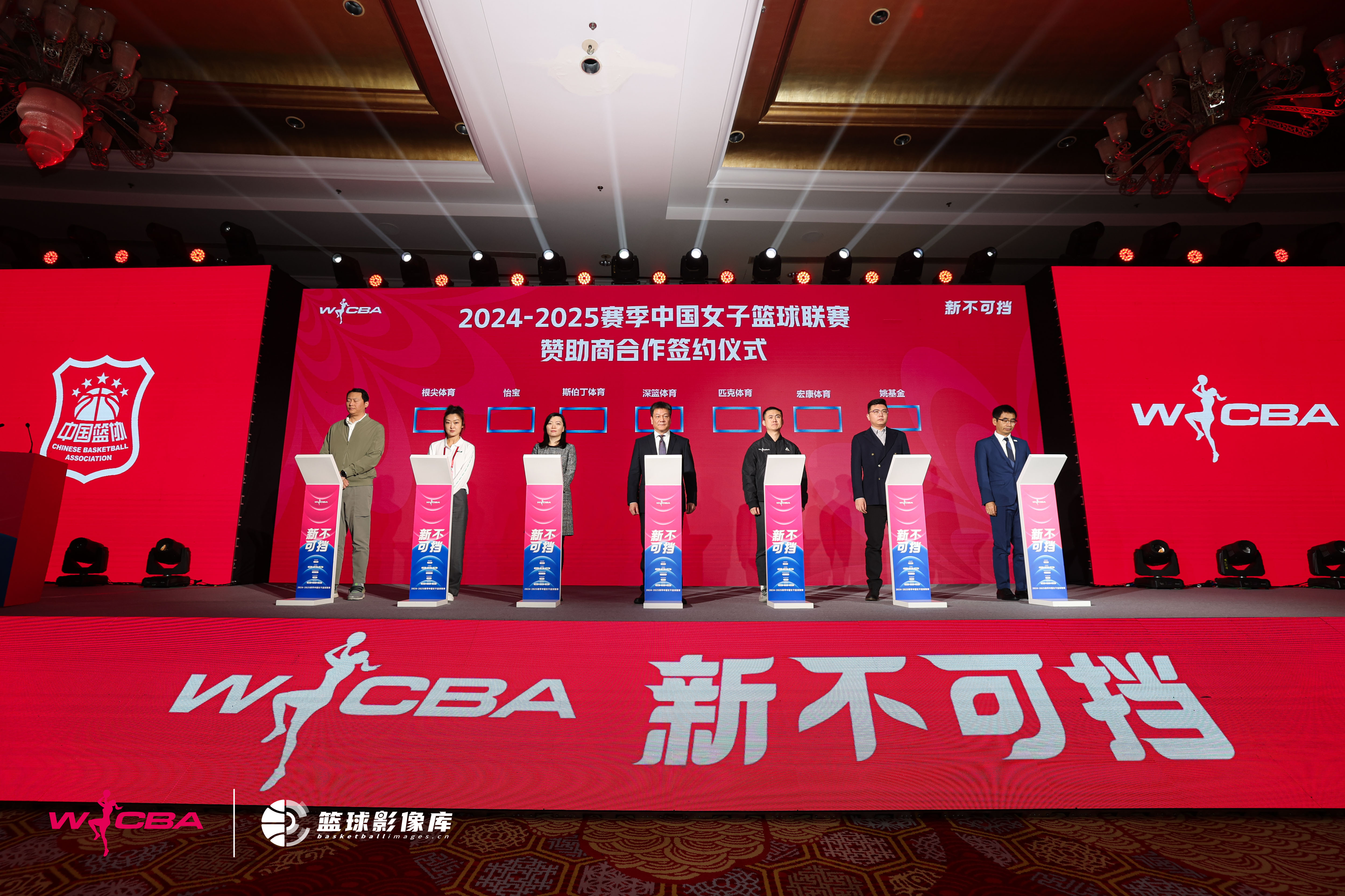 关于篮球联赛开幕战即将上演，球迷翘首期待的信息