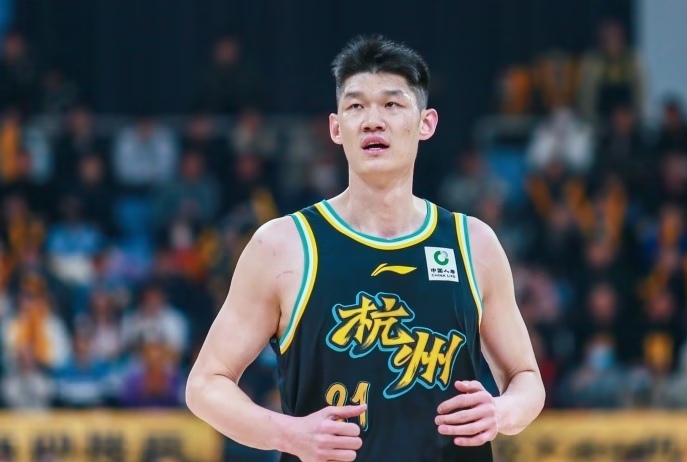 浙江男篮表现不佳，四连败无力追赶