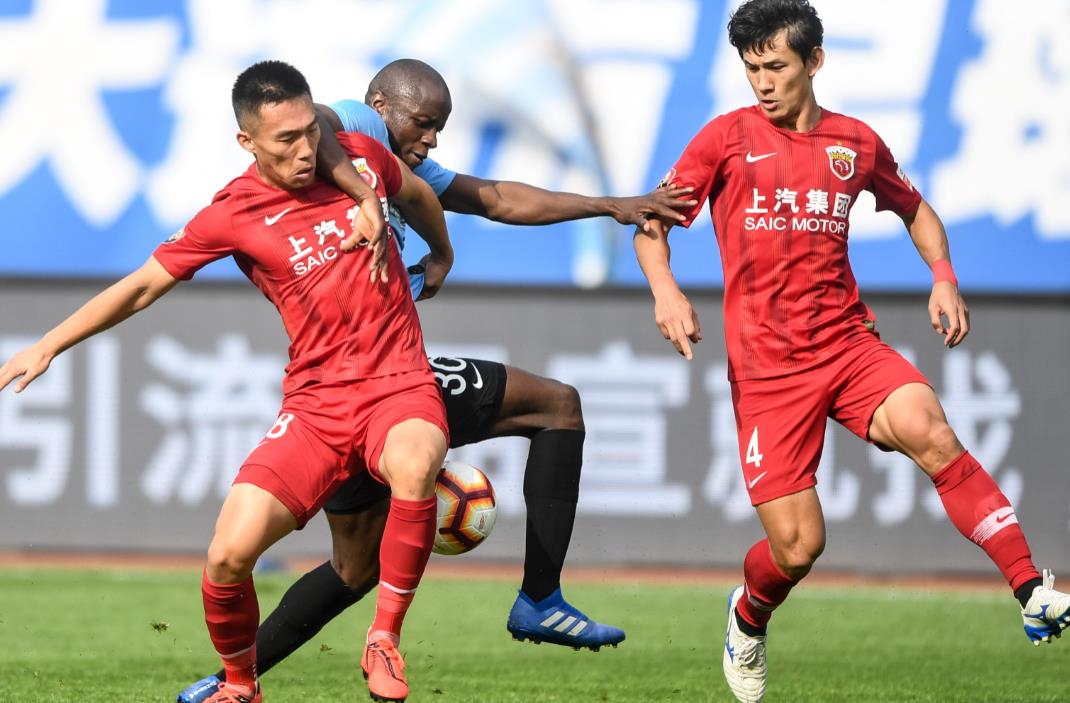 九游体育-喜讯！上港金靴中锋决定9月份二进宫回球队效力，踢亚冠首秀亮相的简单介绍