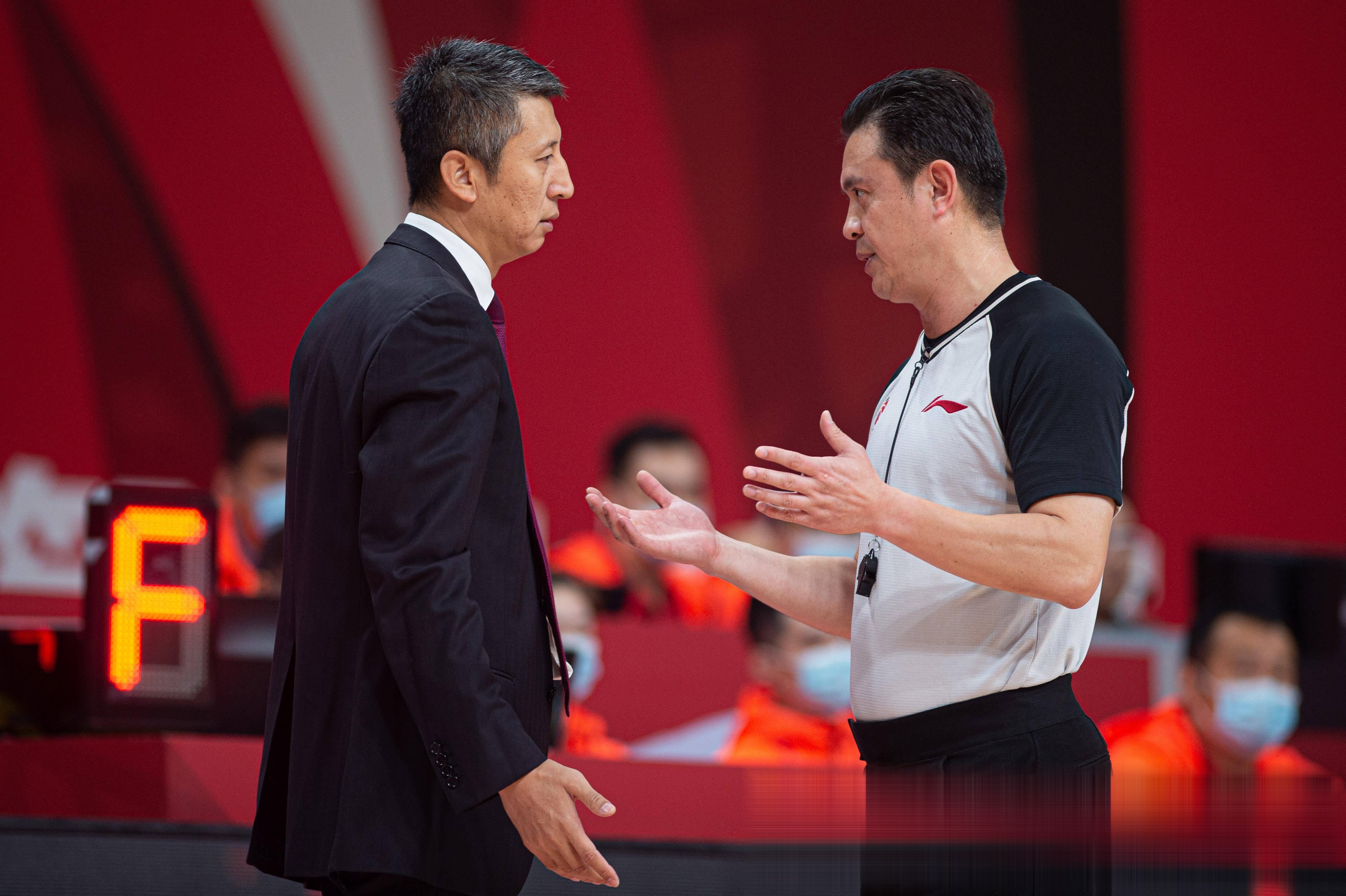 郭士强成为中国男篮主教练第二次临危受命(郭士强做过中国男篮教练吗)